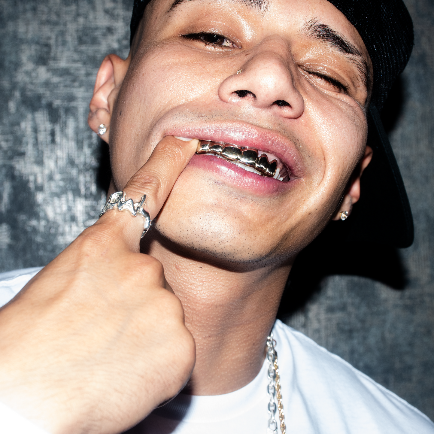 ANILLO NOVATO EL FLOW X GOLDEN HOOD