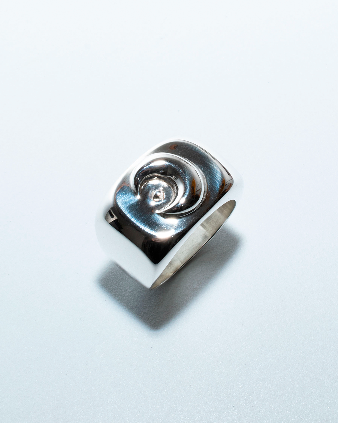 ANILLO DARDD X GOLDEN HOOD