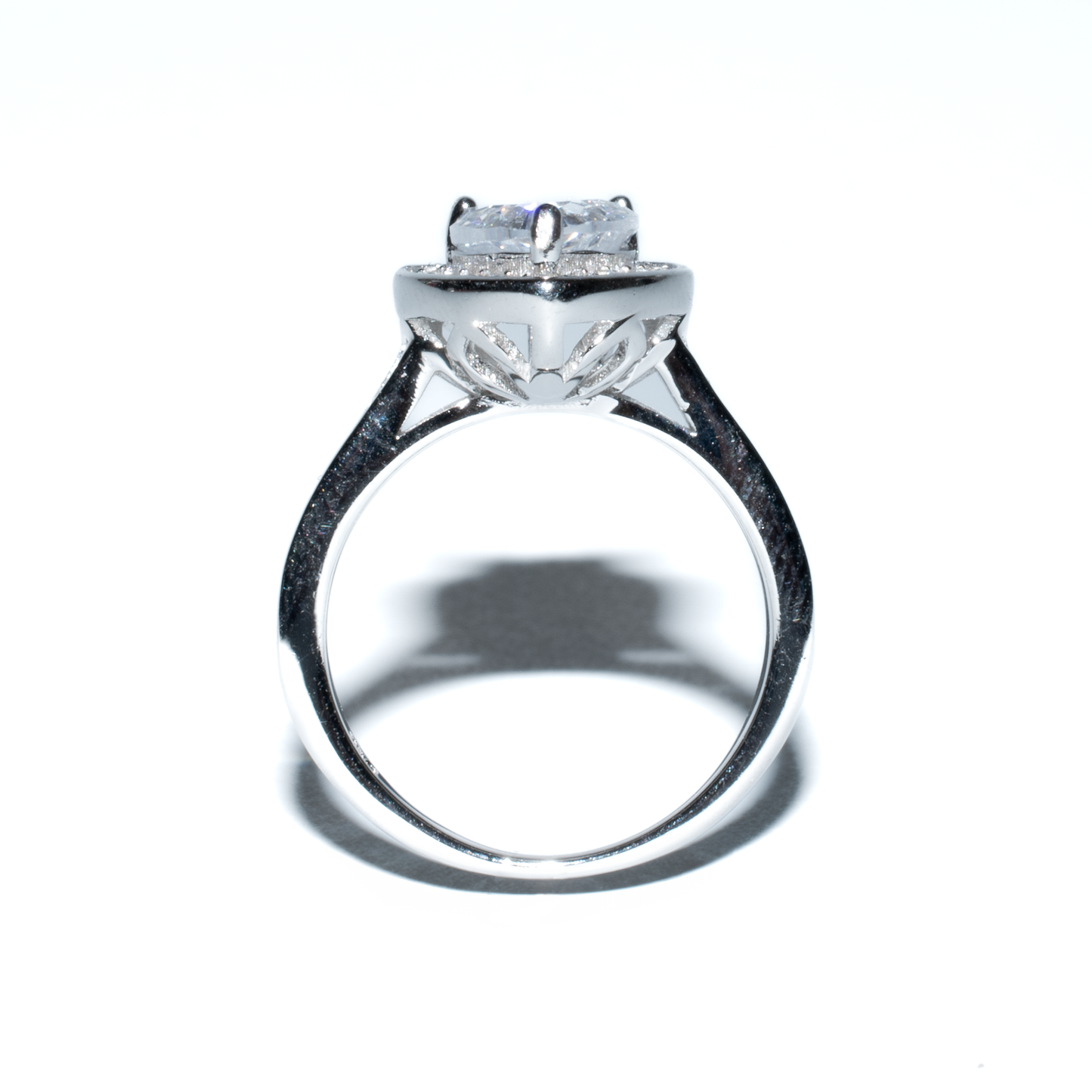 ANILLO CORAZÓN CON ZIRCONIAS